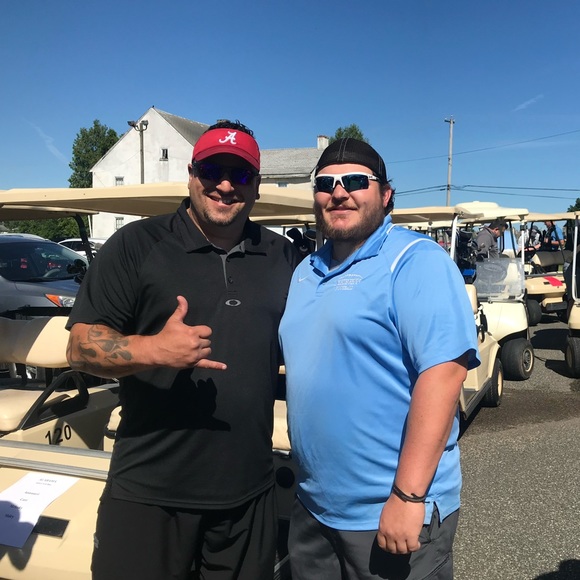 Meet your Posher, Dino - Picture 2 of 8